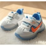 Spring & Autumn Kids' LED Light-Up Sneakers Boys' & Women's Casual Shoes - Image 3
